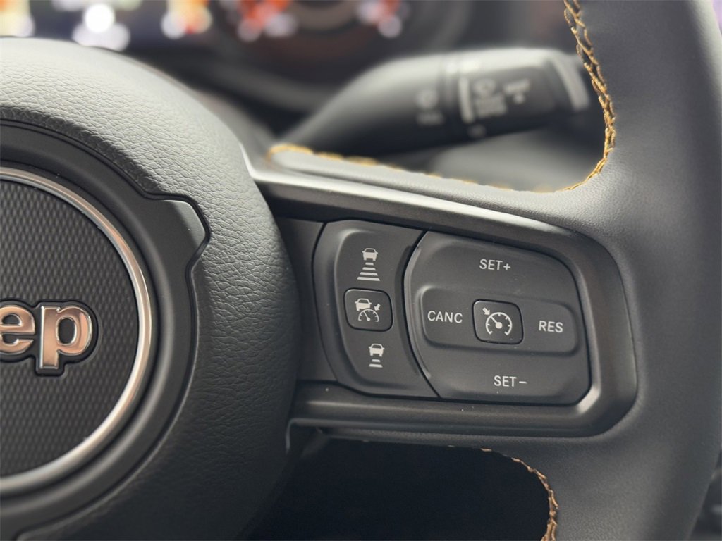 New 2024 Jeep Gladiator Sport image 21