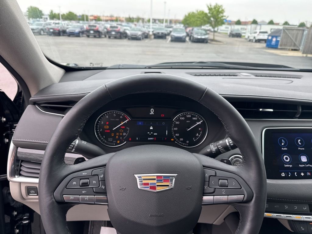 Used 2023 Cadillac XT4 Premium Luxury w/ Cold Weather Package FWD image 13