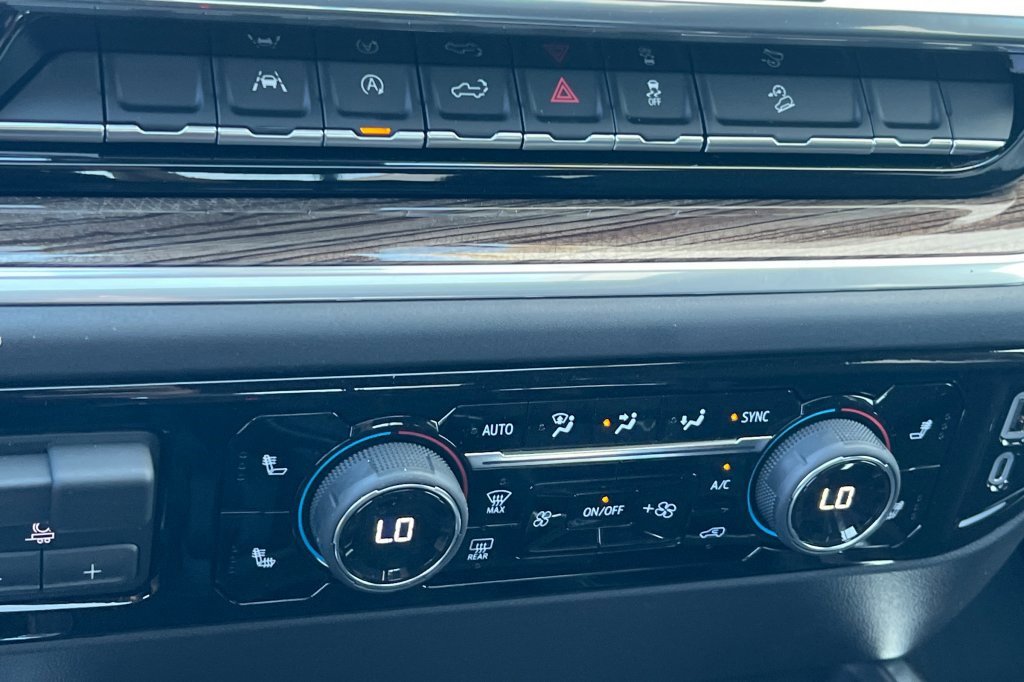 New 2026 Chevrolet Silverado 1500 LT Trail Boss w/ Convenience Package II image 17