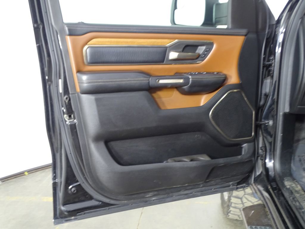Used 2020 RAM 1500 Limited RWD image 17