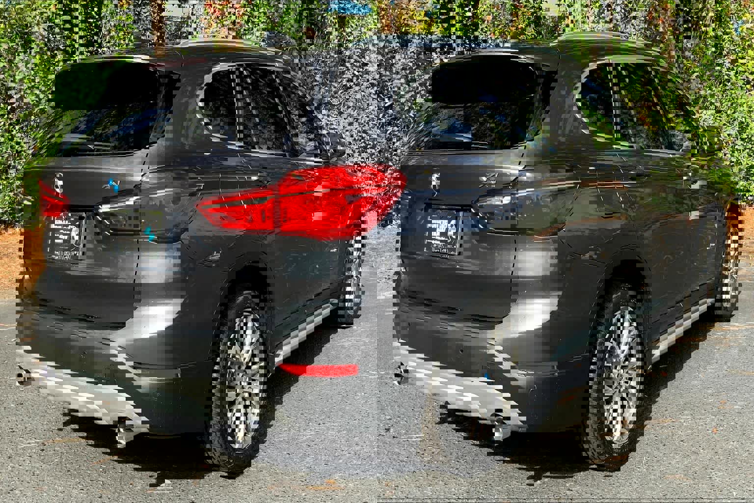 Used 2017 BMW X1 xDrive28i image 12