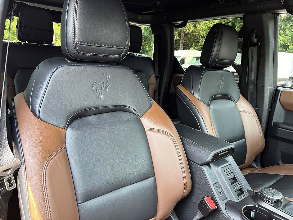 Used 2024 Ford Bronco Outer Banks AWD/4WD image 22
