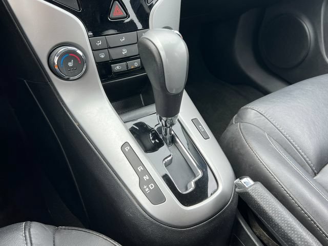 Used 2015 Chevrolet Cruze LT FWD image 25