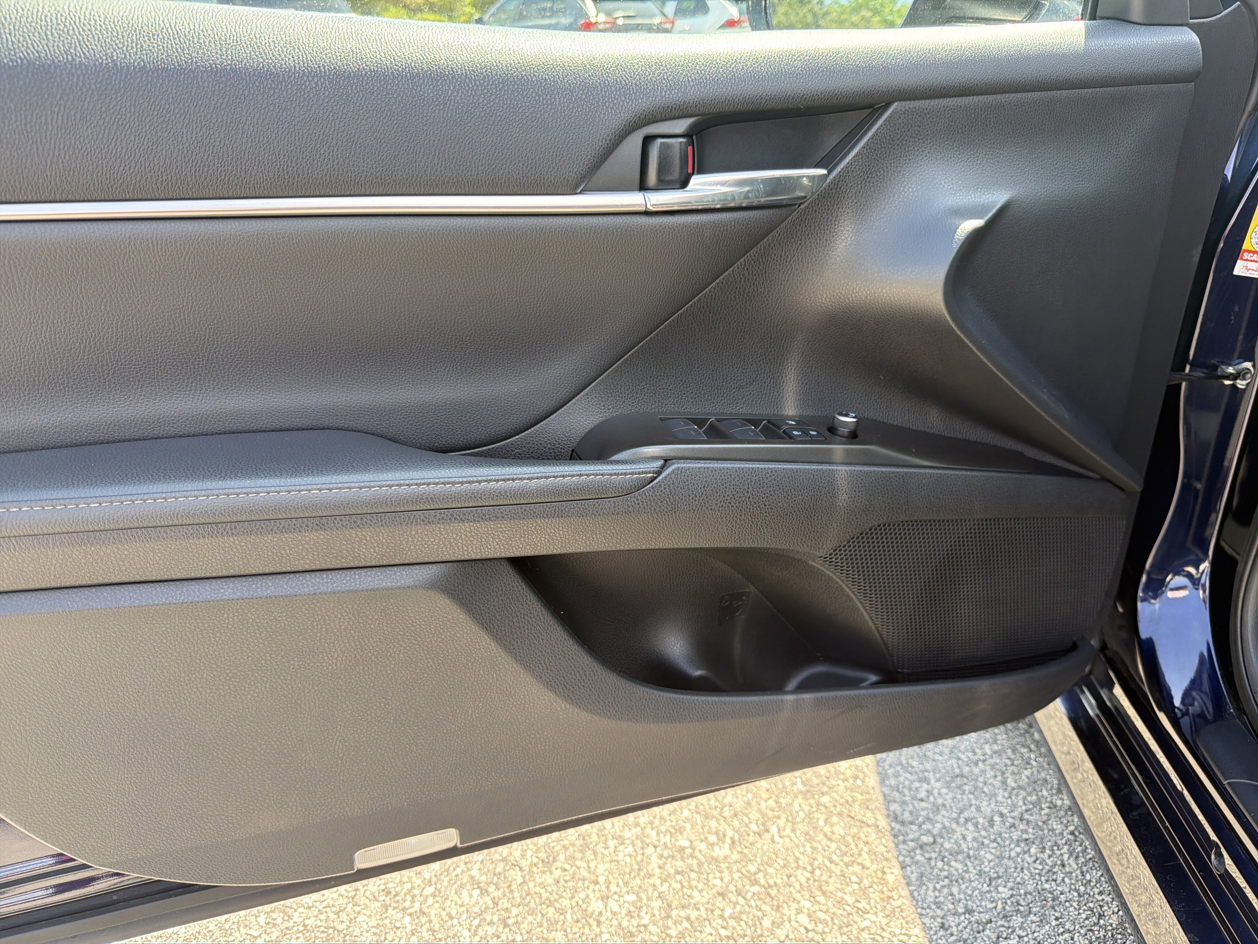 Certified 2021 Toyota Camry XLE image 21