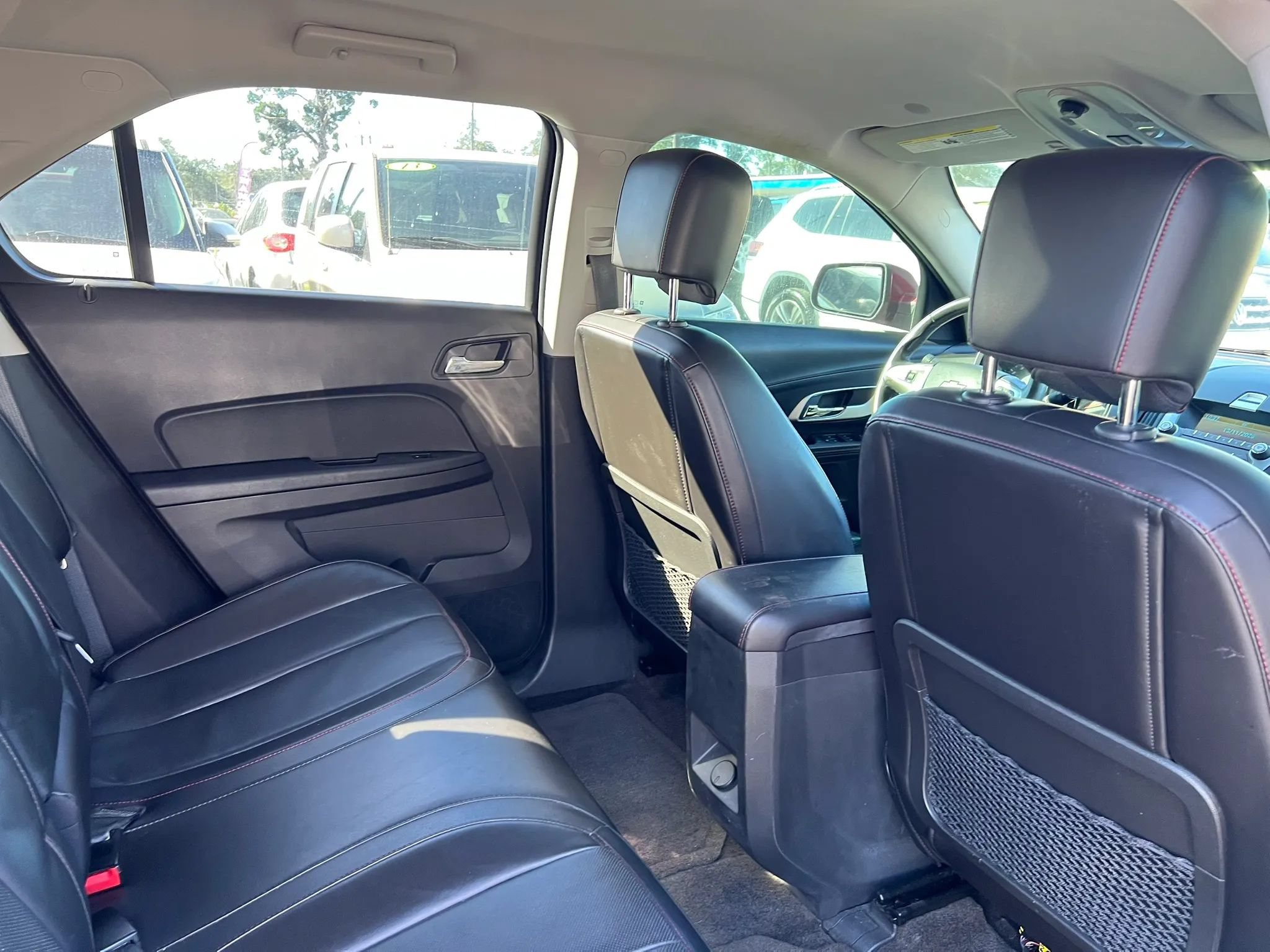 Used 2011 Chevrolet Equinox LT FWD image 16