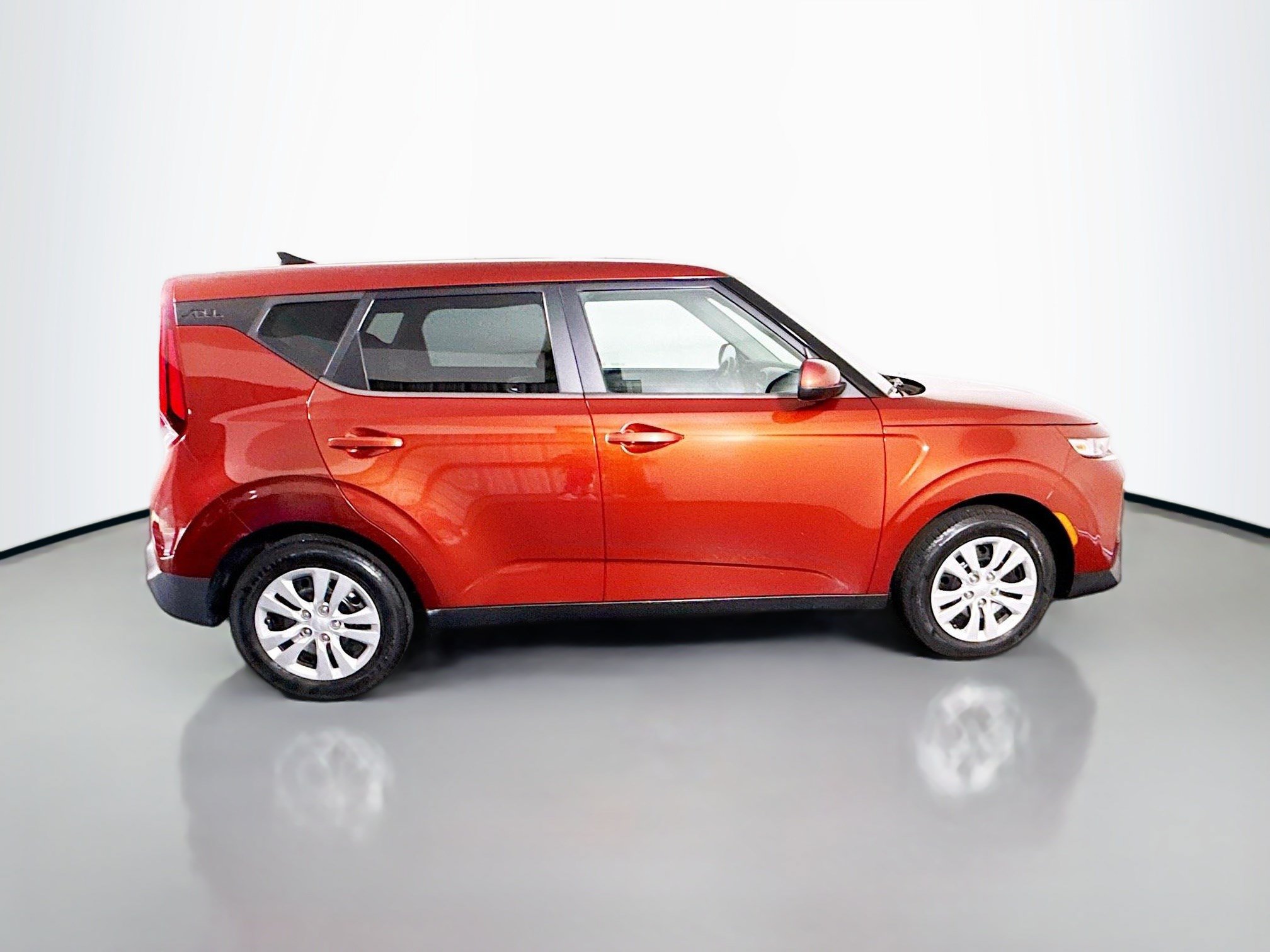 Used 2022 Kia Soul LX FWD image 11