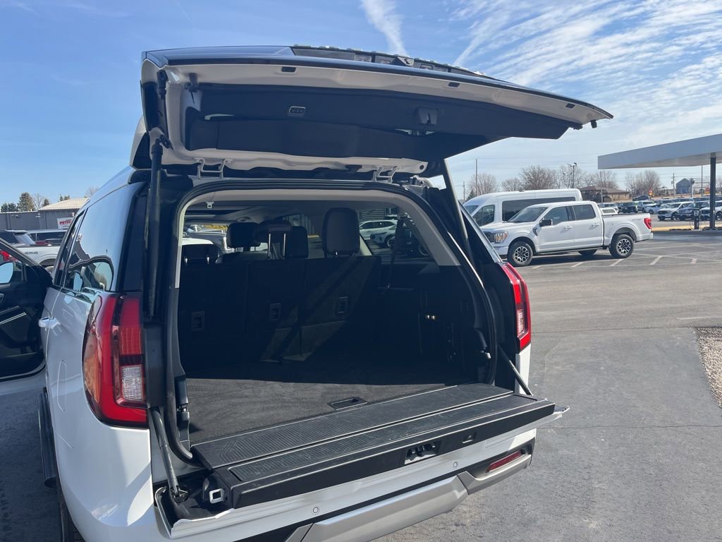 Used 2025 Ford Expedition Max Platinum image 16