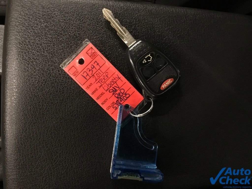 Used 2011 Jeep Liberty Sport image 46