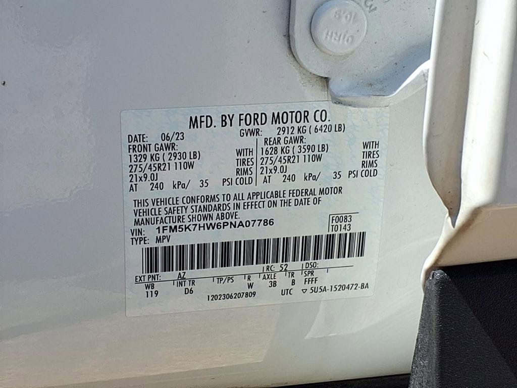 Used 2023 Ford Explorer Platinum RWD image 14