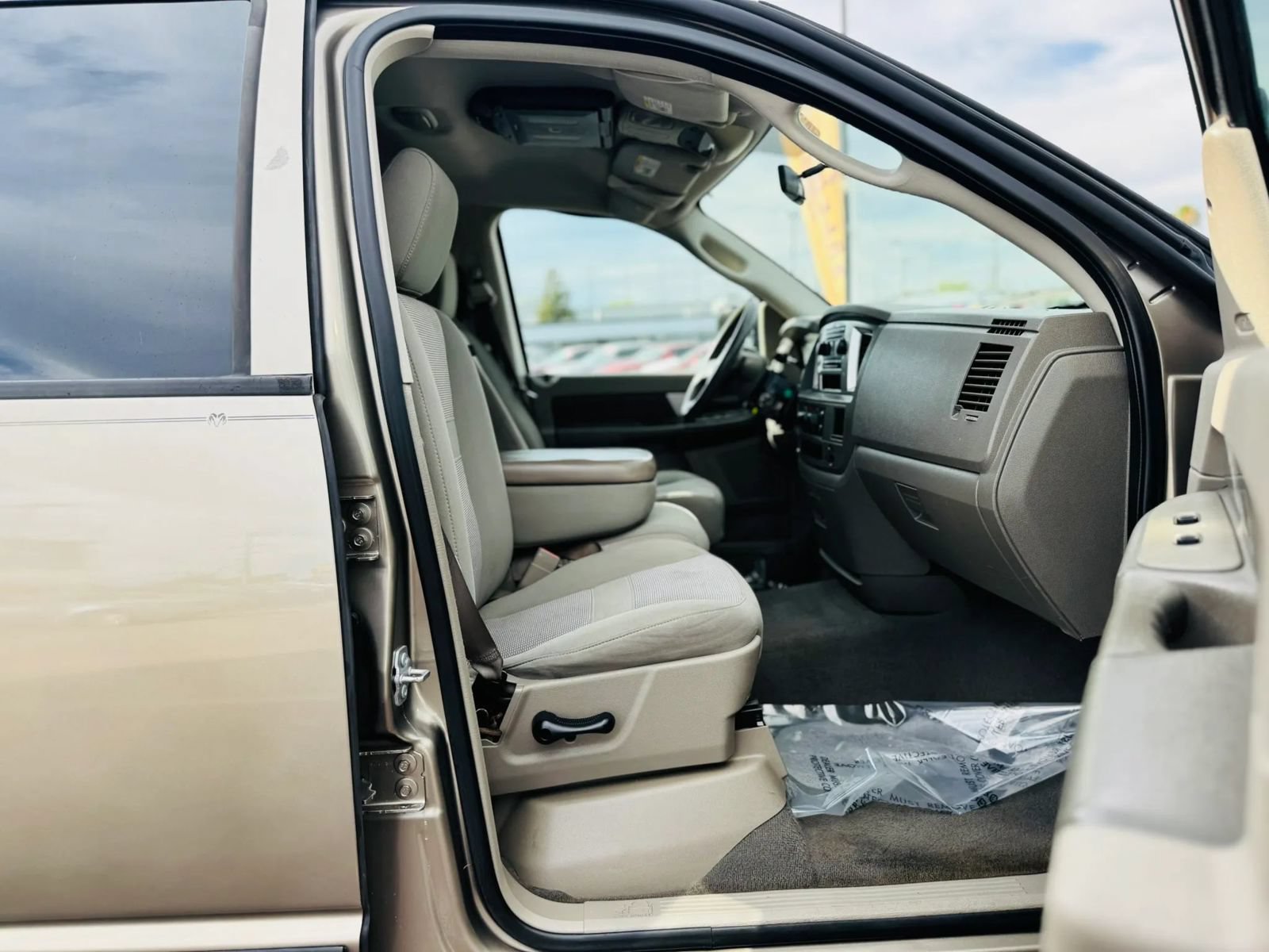 Used 2007 Dodge Ram 1500 Truck SLT w/ Quad Cab Big Horn Value Group RWD image 10