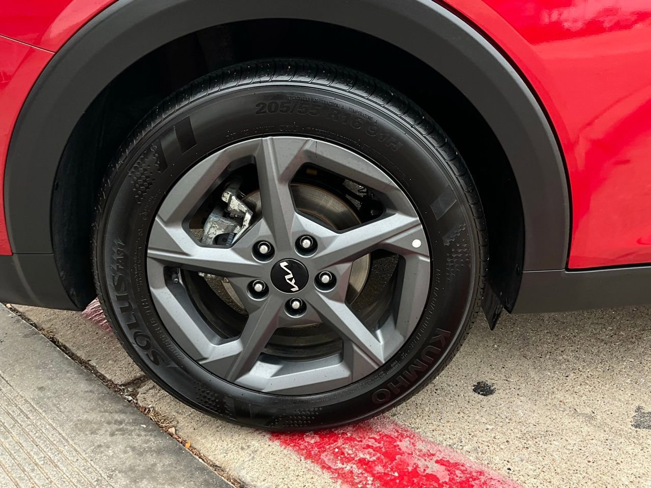 Used 2025 Kia K4 LXS image 9