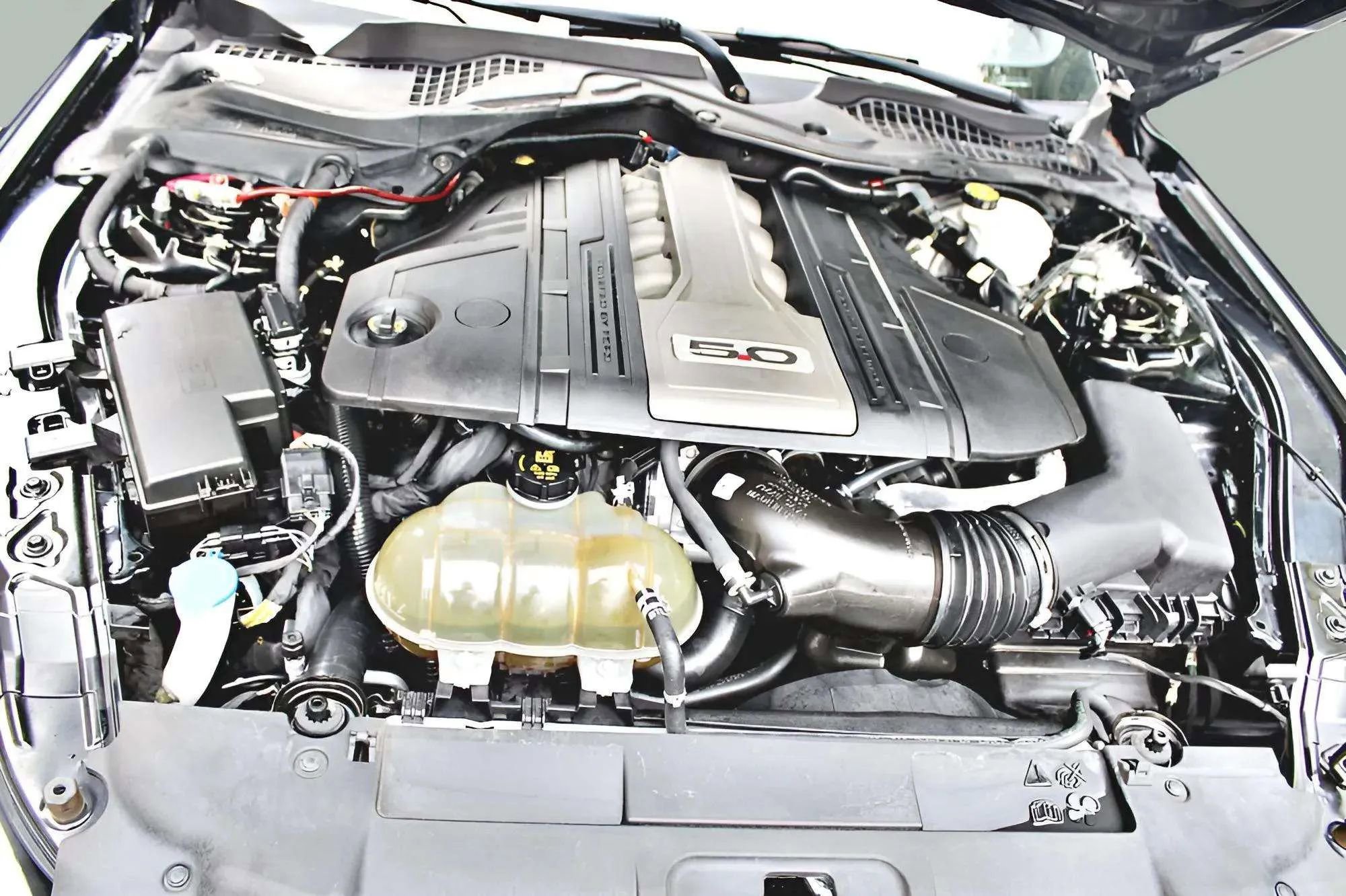 Used 2020 Ford Mustang GT Premium image 29