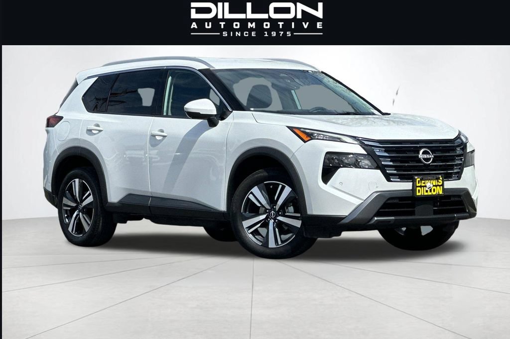 Used 2026 Nissan Rogue SL AWD/4WD image 1