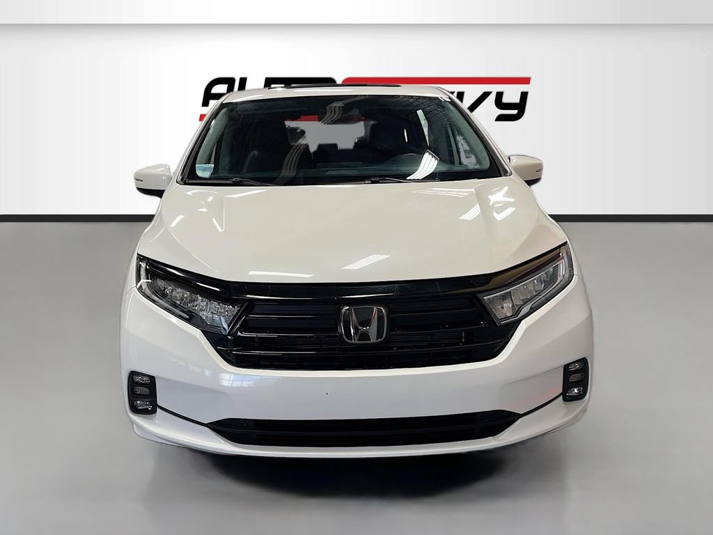 Used 2024 Honda Odyssey EX-L image 2