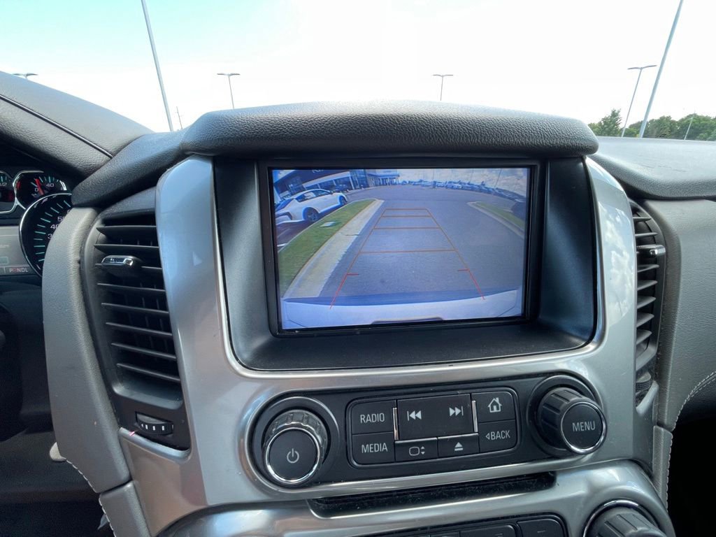 Used 2018 Chevrolet Suburban LT RWD image 26