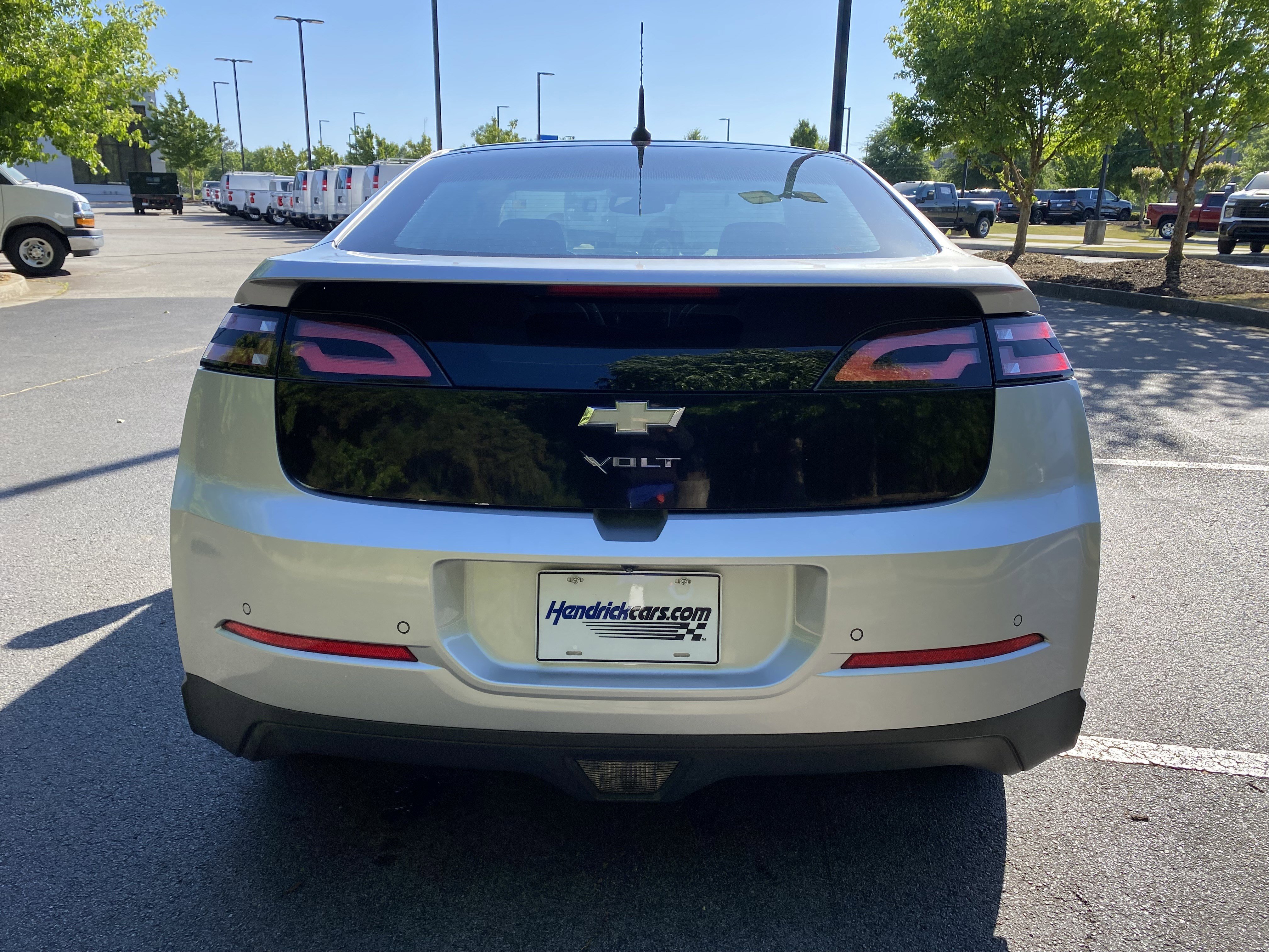 Used 2012 Chevrolet Volt Premium w/ Premium Trim Package FWD image 8