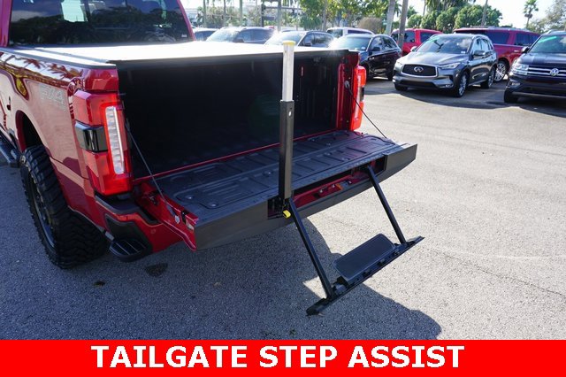 Used 2024 Ford F250 Lariat w/ Lariat Ultimate Package image 14