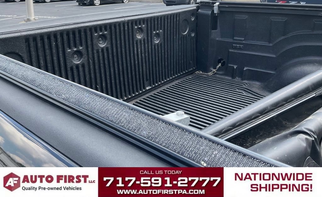 Used 2019 RAM 1500 Classic SLT AWD/4WD image 4