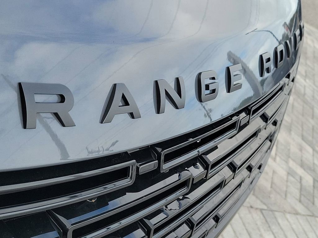 New 2026 Land Rover Range Rover Velar Dynamic SE AWD/4WD image 9