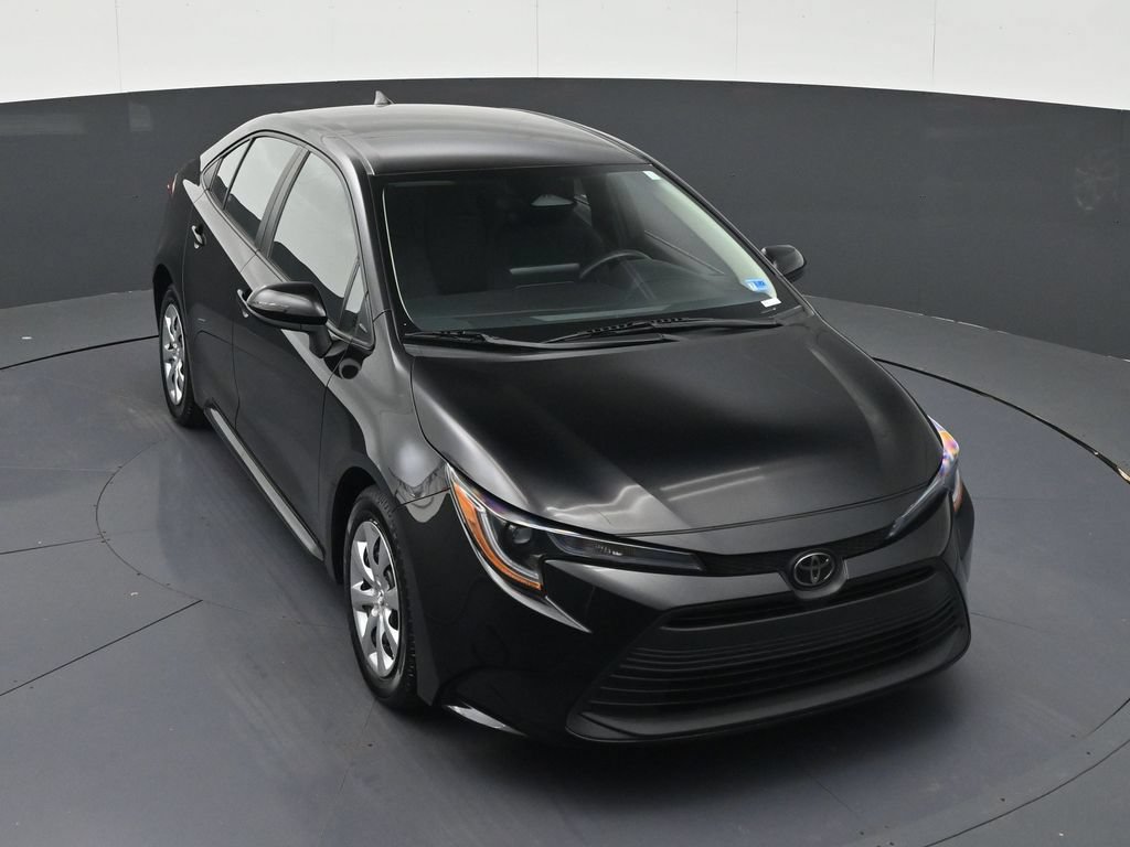 Used 2024 Toyota Corolla LE FWD image 27