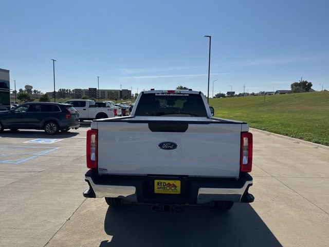 New 2026 Ford F250 XLT w/ FX4 Off-Road Package image 4