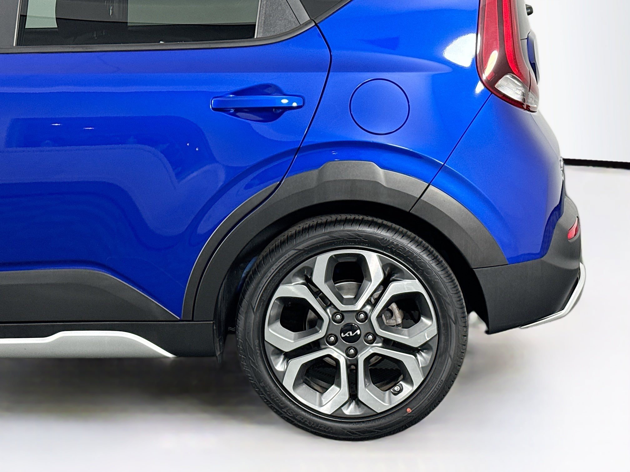 Used 2022 Kia Soul X-Line FWD image 39