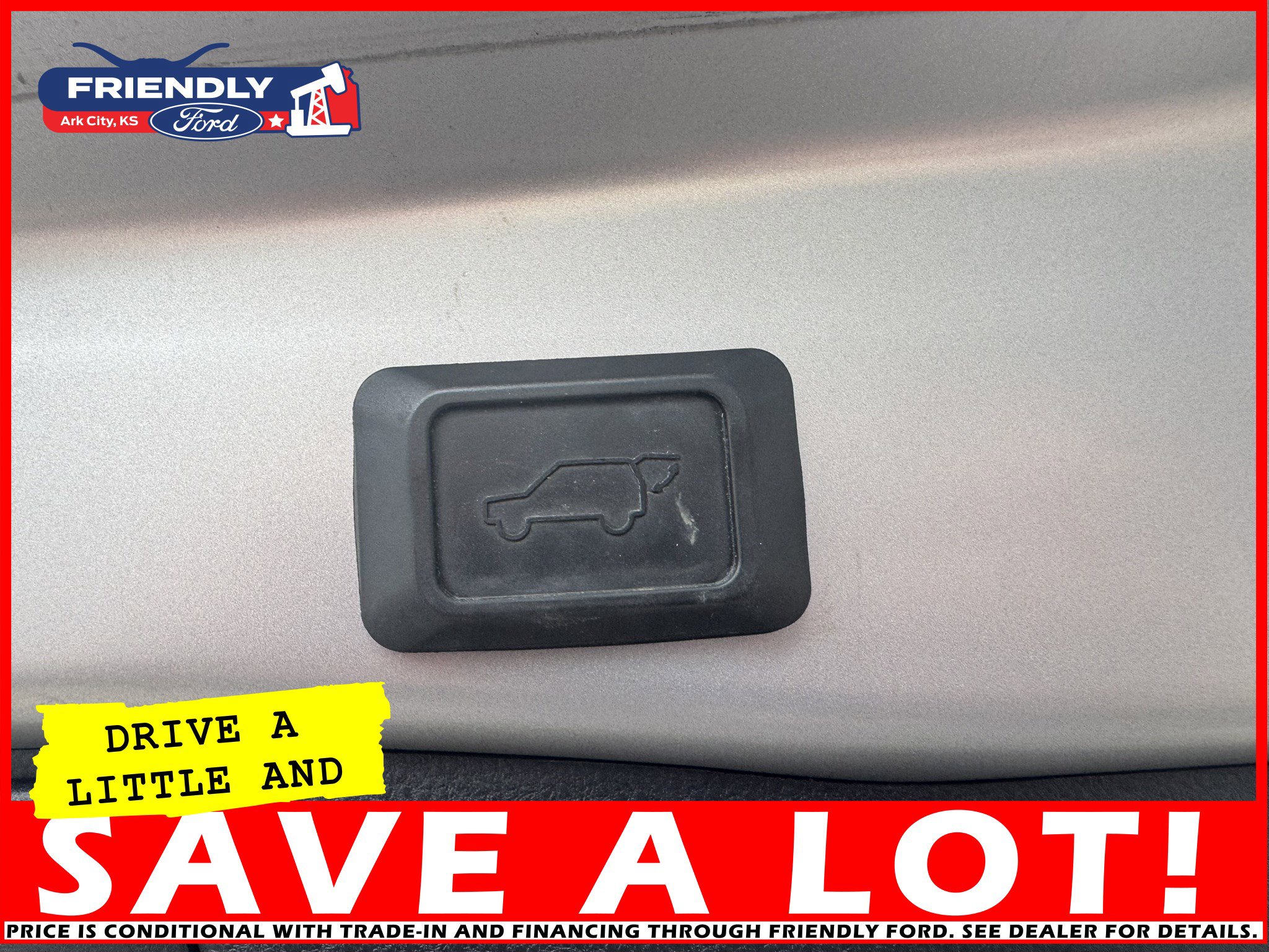 Used 2020 Toyota RAV4 XLE Premium image 7