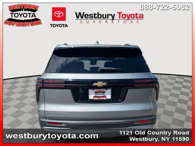 Used 2025 Chevrolet Traverse LT w/ Driver Confidence Package FWD image 7