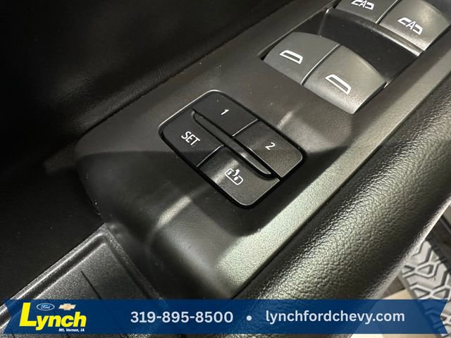 Used 2021 Chevrolet Tahoe Z71 w/ Z71 Signature Package image 7