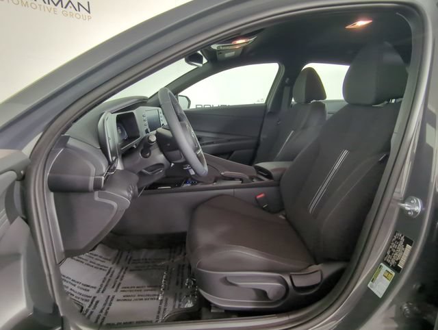 New 2026 Hyundai Elantra Sport FWD image 18