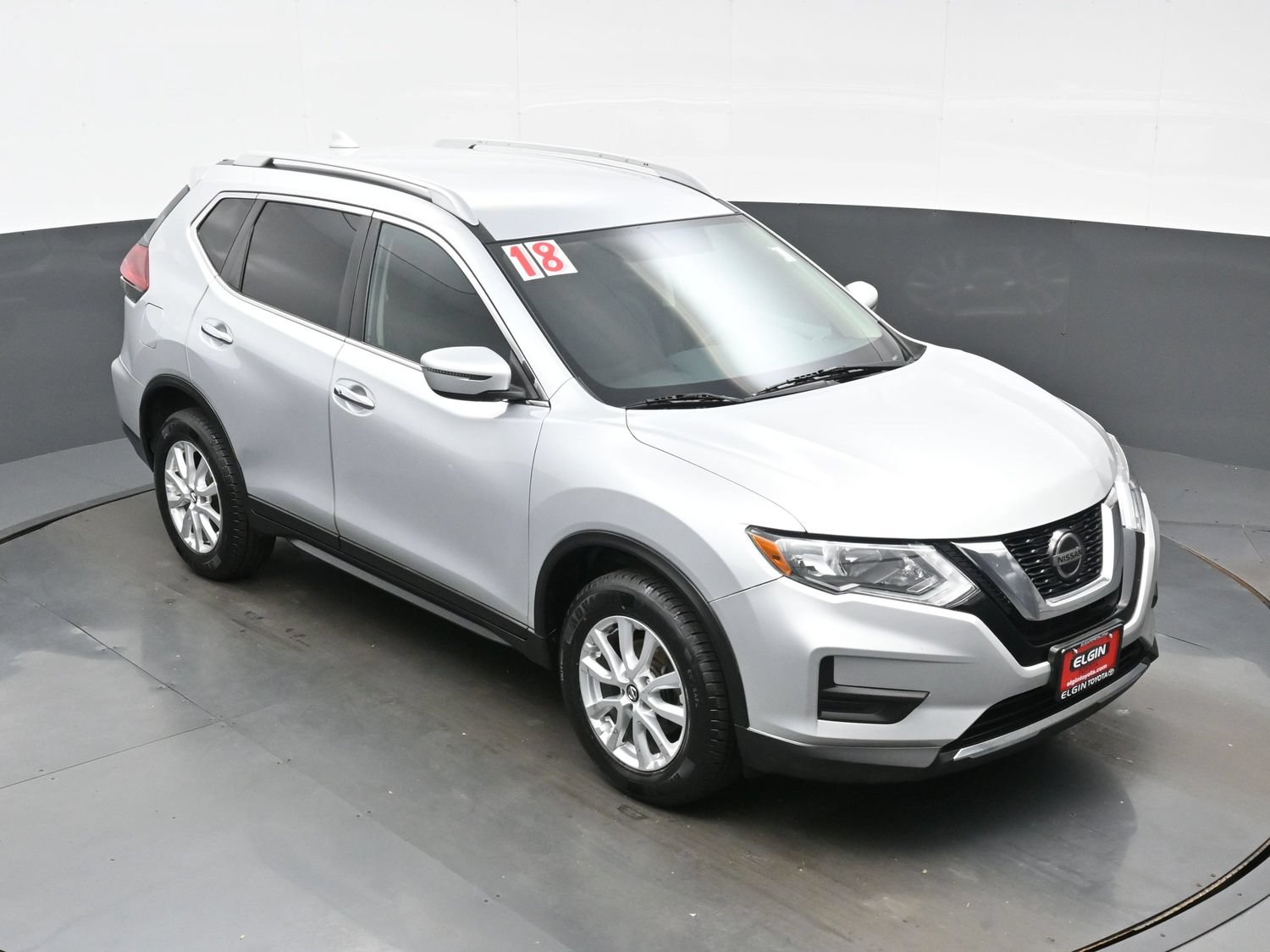 Used 2018 Nissan Rogue SV AWD/4WD image 35