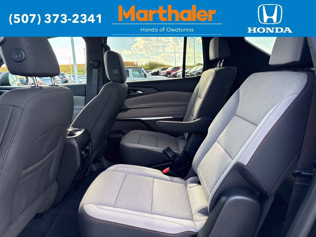 Used 2026 Chevrolet Traverse LT w/ Driver Confidence Package AWD/4WD image 12