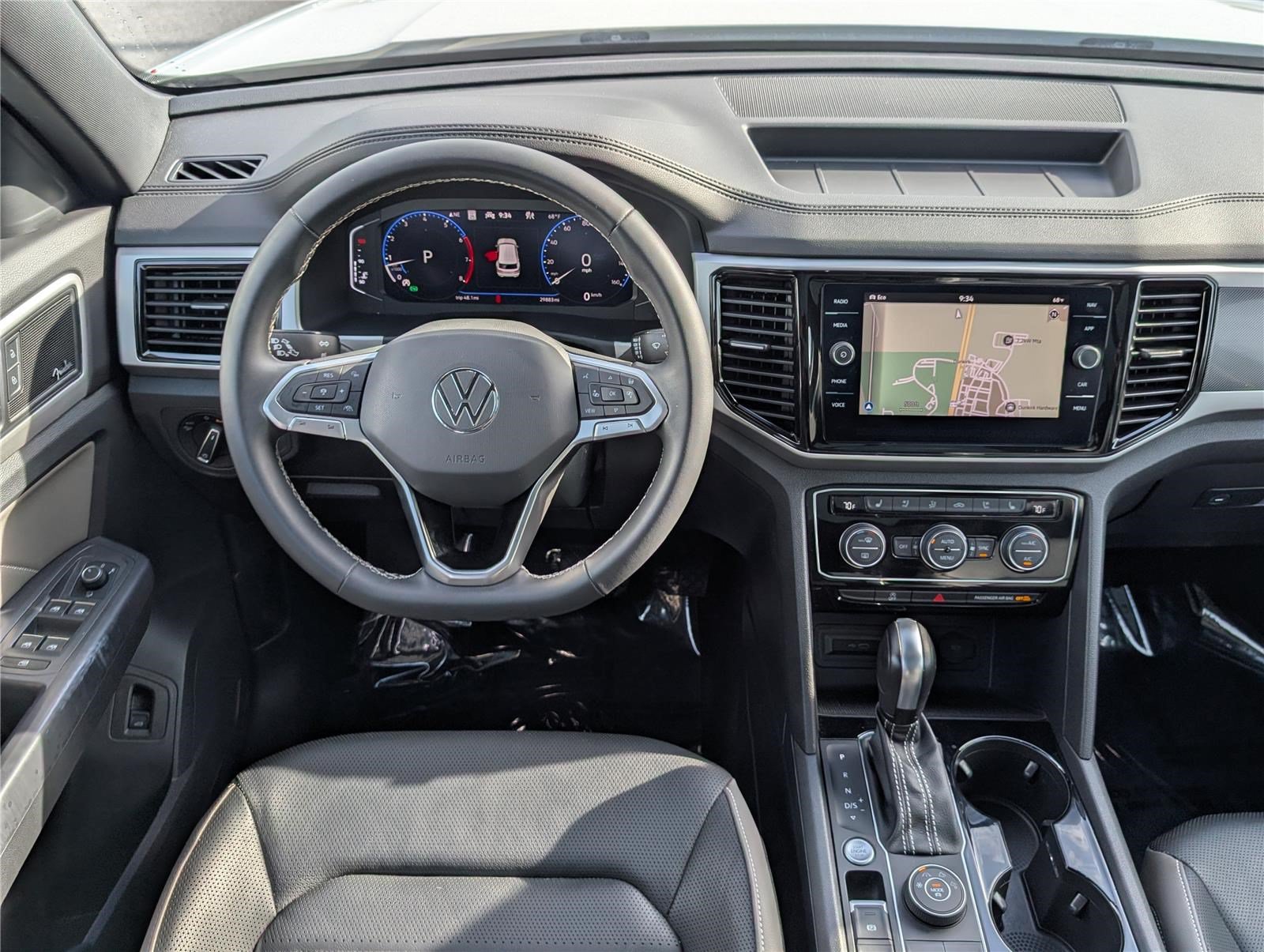 Used 2021 Volkswagen Atlas Cross Sport SEL Premium AWD/4WD image 18