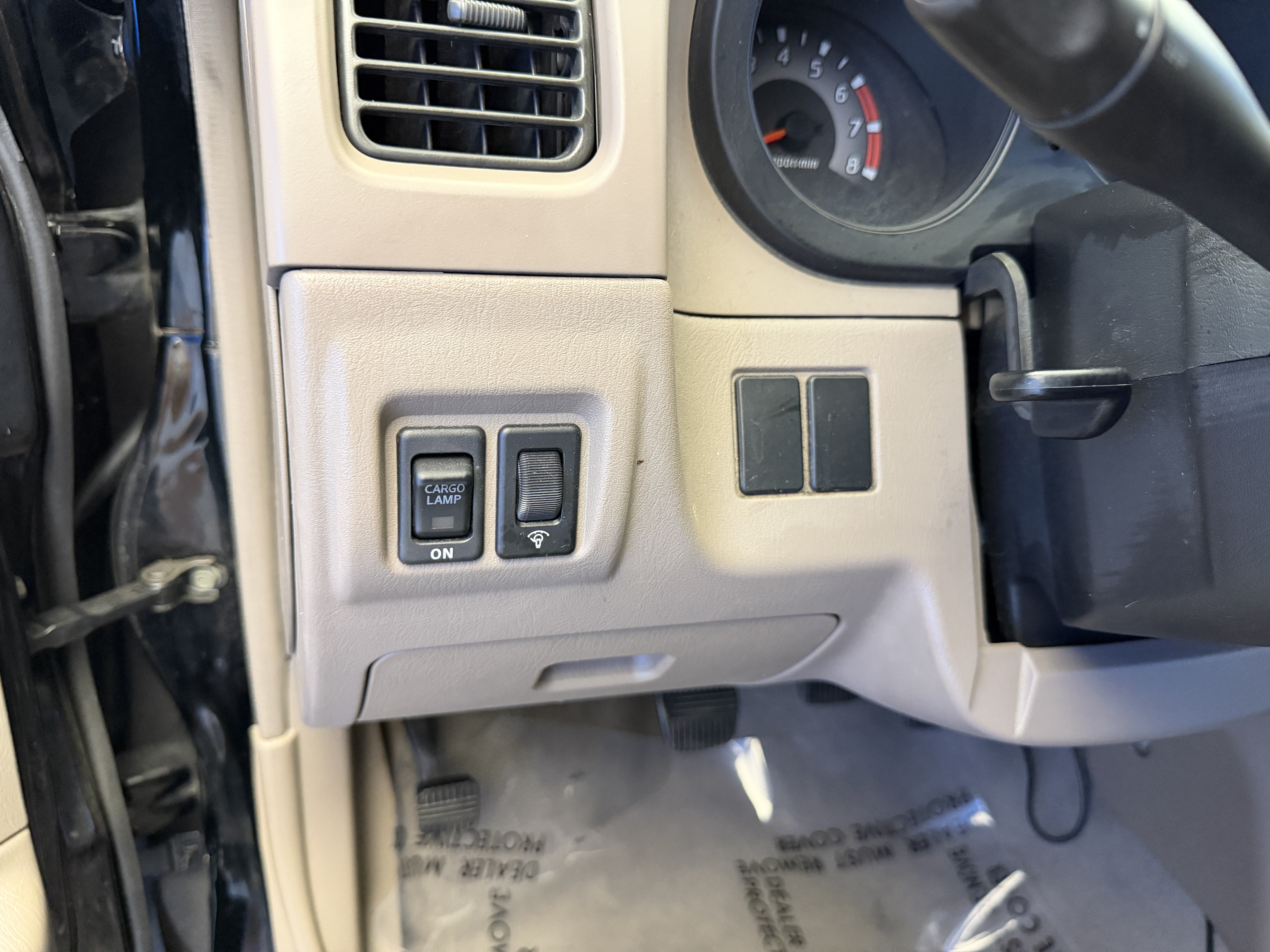 Used 2003 Nissan Frontier XE RWD image 12