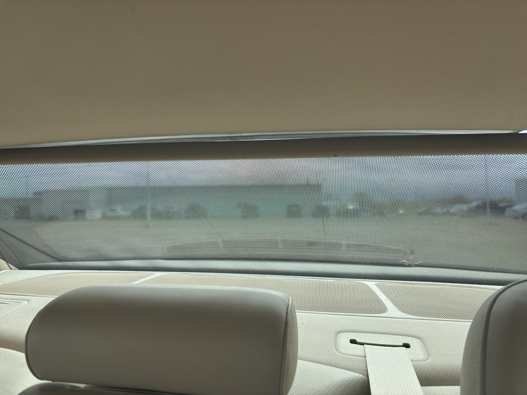 Used 2019 Kia K900 Luxury image 12