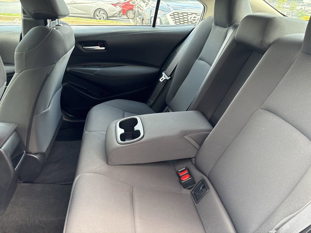 Used 2021 Toyota Corolla LE FWD image 15