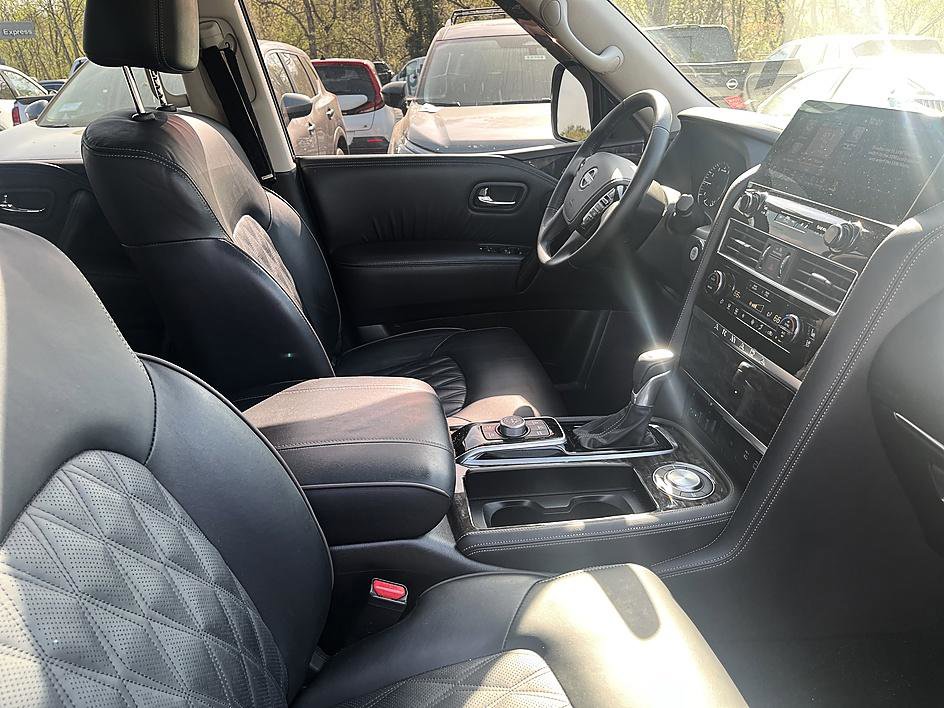 Certified 2024 Nissan Armada Platinum w/ Captain's Chairs Package image 19