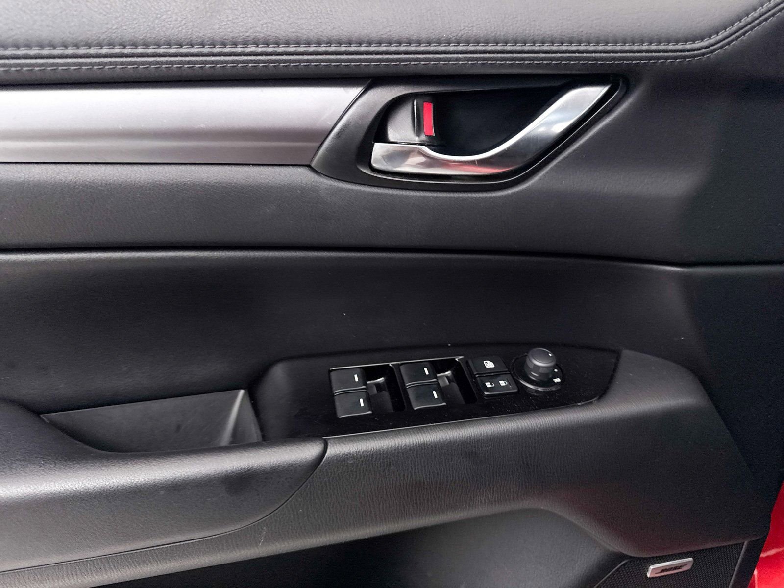 Used 2019 MAZDA CX-5 Touring image 29