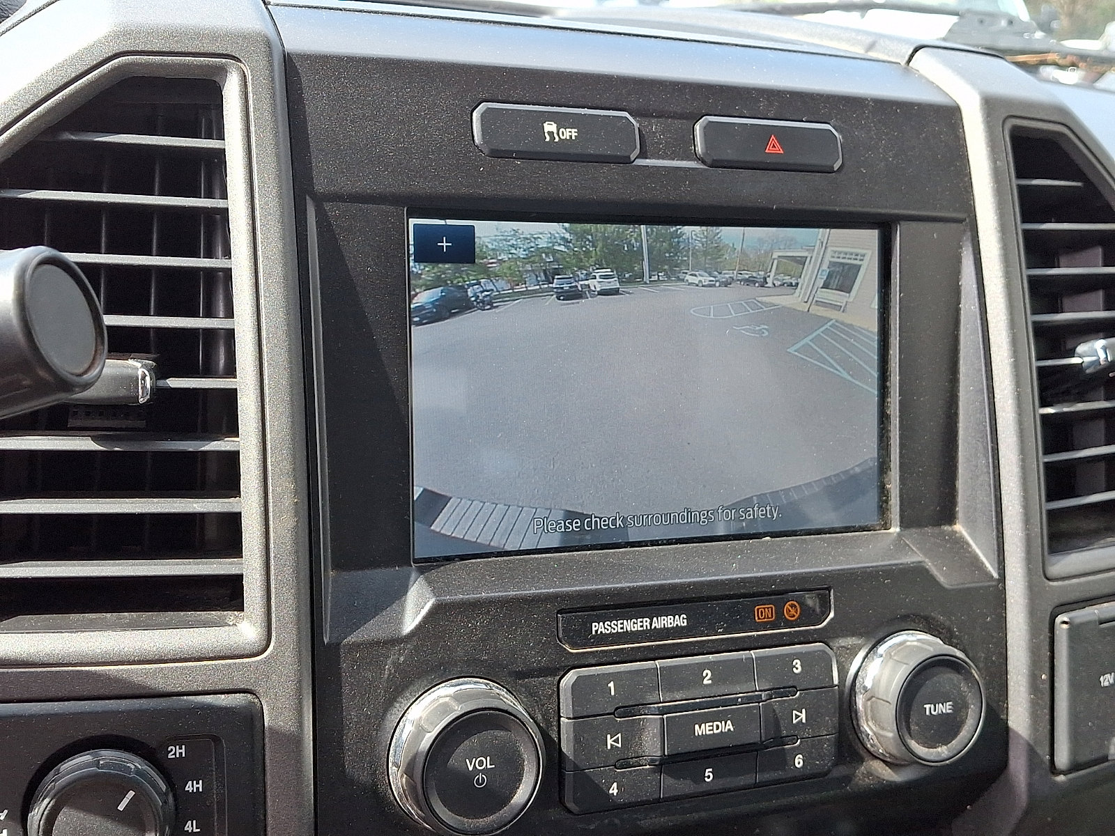 Used 2021 Ford F350 XL w/ Power Equipment Group AWD/4WD image 18