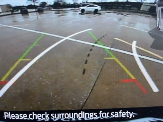 Used 2020 Ford Escape Titanium image 27