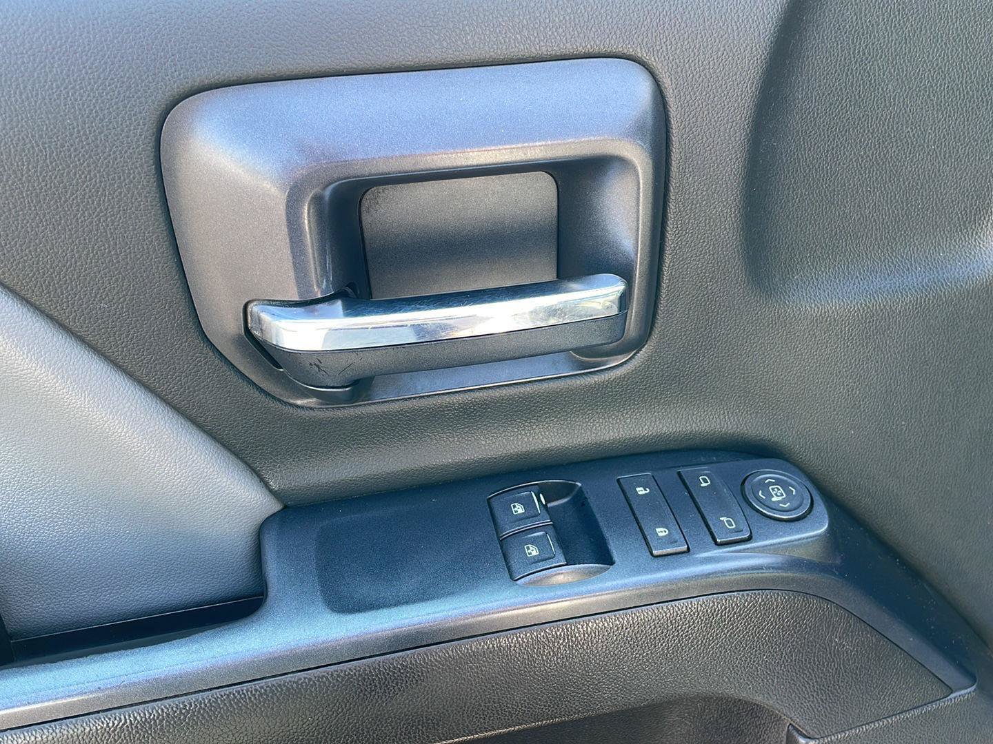Used 2015 Chevrolet Silverado 1500 W/T w/ WT Fleet Convenience Package RWD image 11
