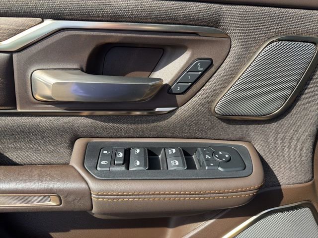 Used 2026 RAM 1500 Limited AWD/4WD image 12