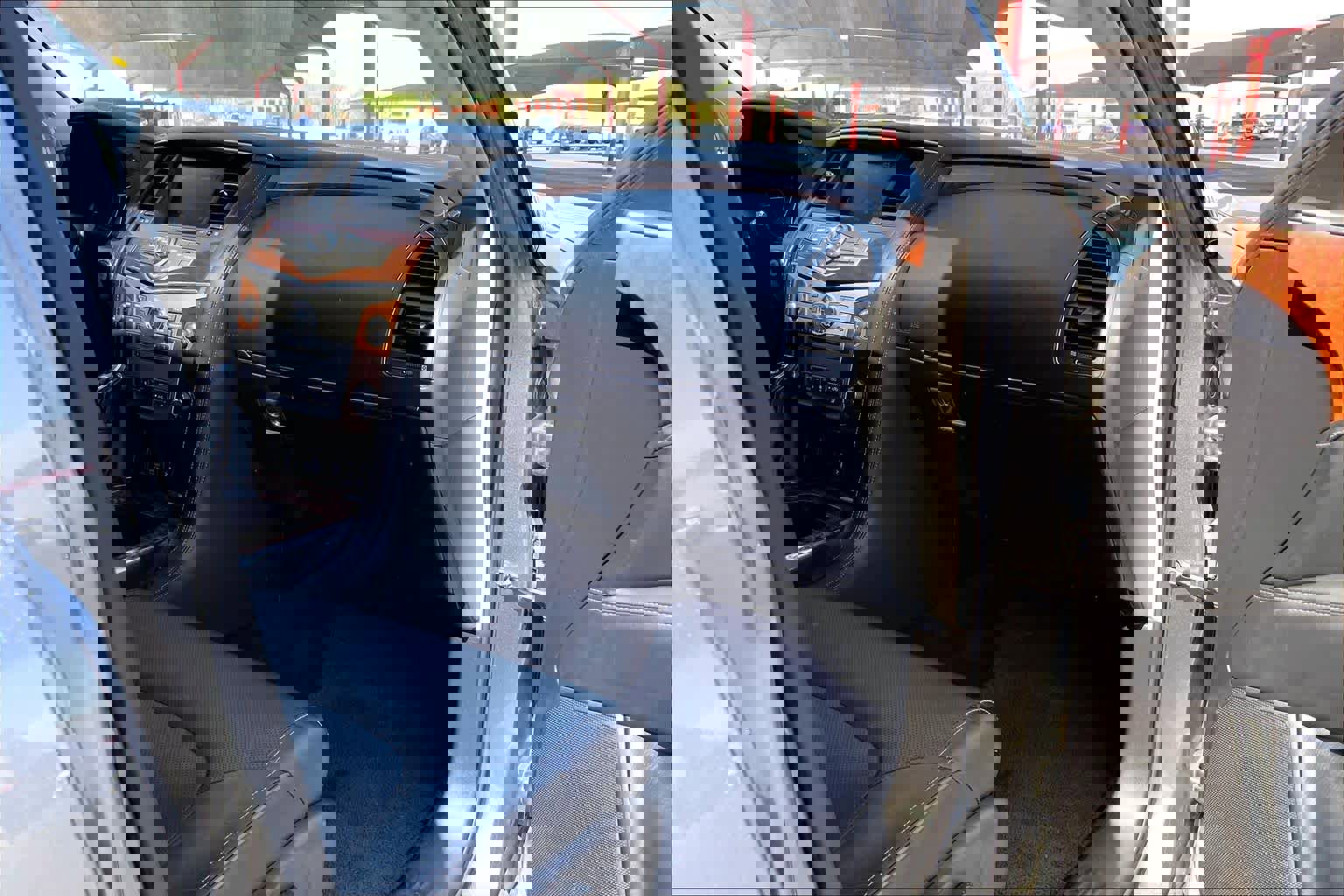 Used 2019 INFINITI QX80 Luxe image 19