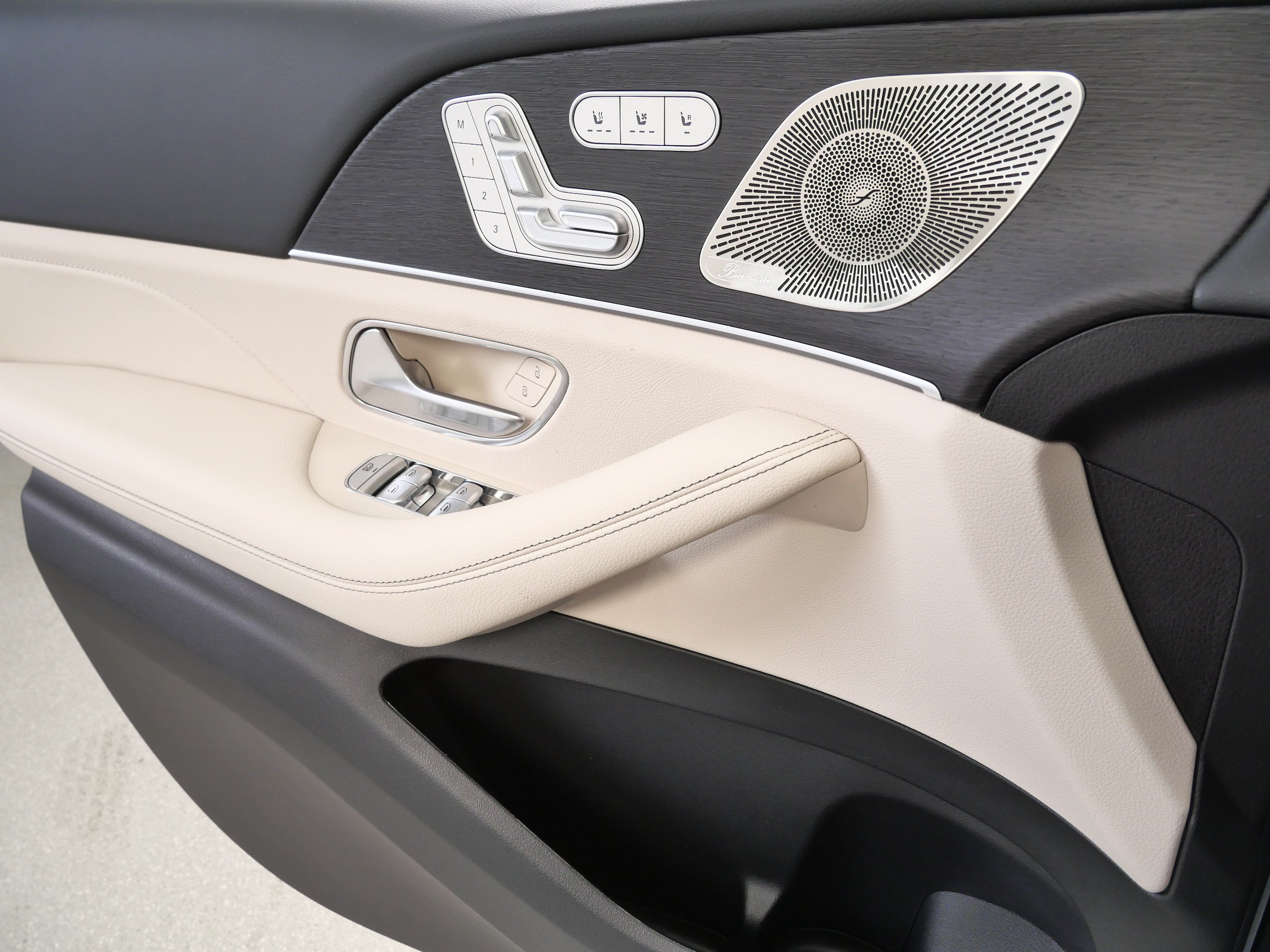New 2026 Mercedes-Benz GLE 350 4MATIC image 13