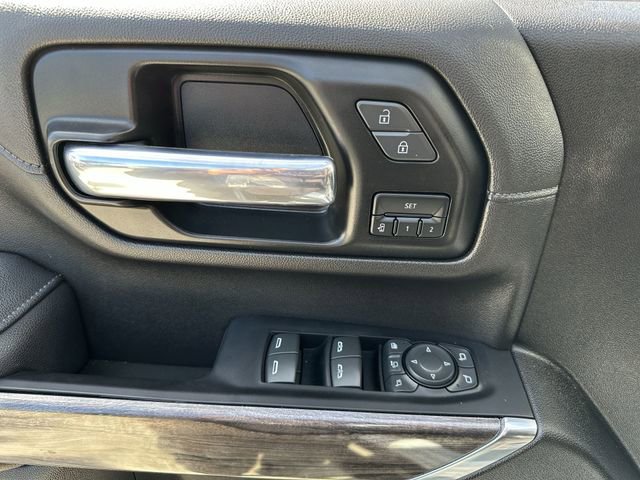 Used 2022 Chevrolet Silverado 2500 LTZ w/ LTZ Plus Package image 21