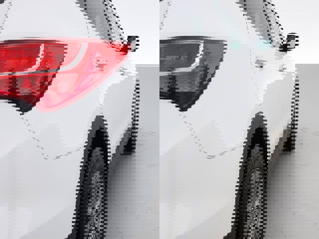 Used 2016 Hyundai Santa Fe Sport image 14