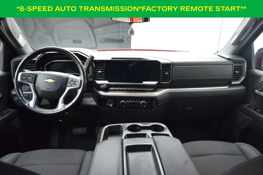 Used 2022 Chevrolet Silverado 1500 LT AWD/4WD image 4