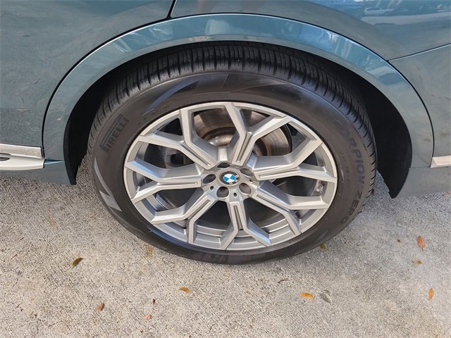 Used 2023 BMW X7 xDrive40i w/ Premium Package image 7