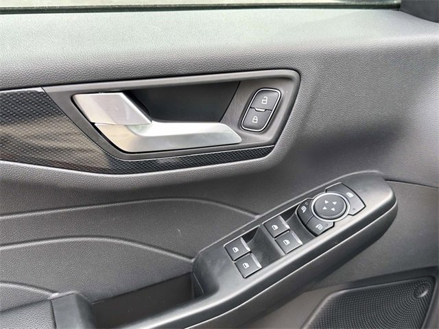 New 2025 Ford Escape ST-Line w/ Cold Weather Package image 16