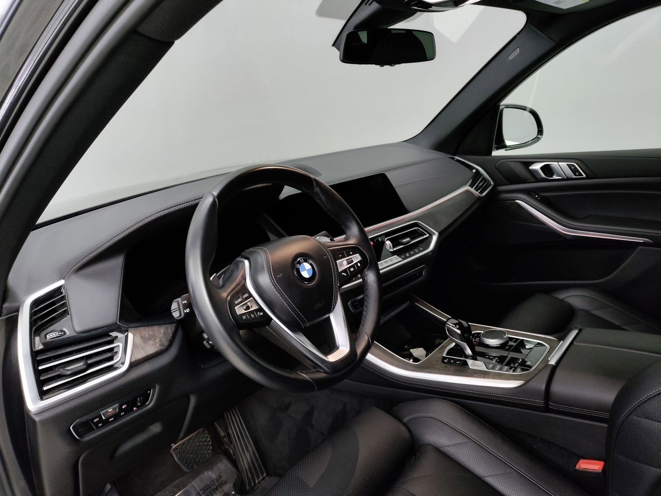 Certified 2023 BMW X5 sDrive40i w/ Parking Assistance Package image 14